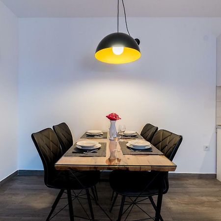Villa Anja 1St Floor Peroj Ngoại thất bức ảnh
