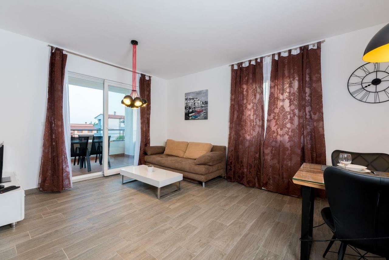 Villa Anja 1St Floor Peroj Ngoại thất bức ảnh