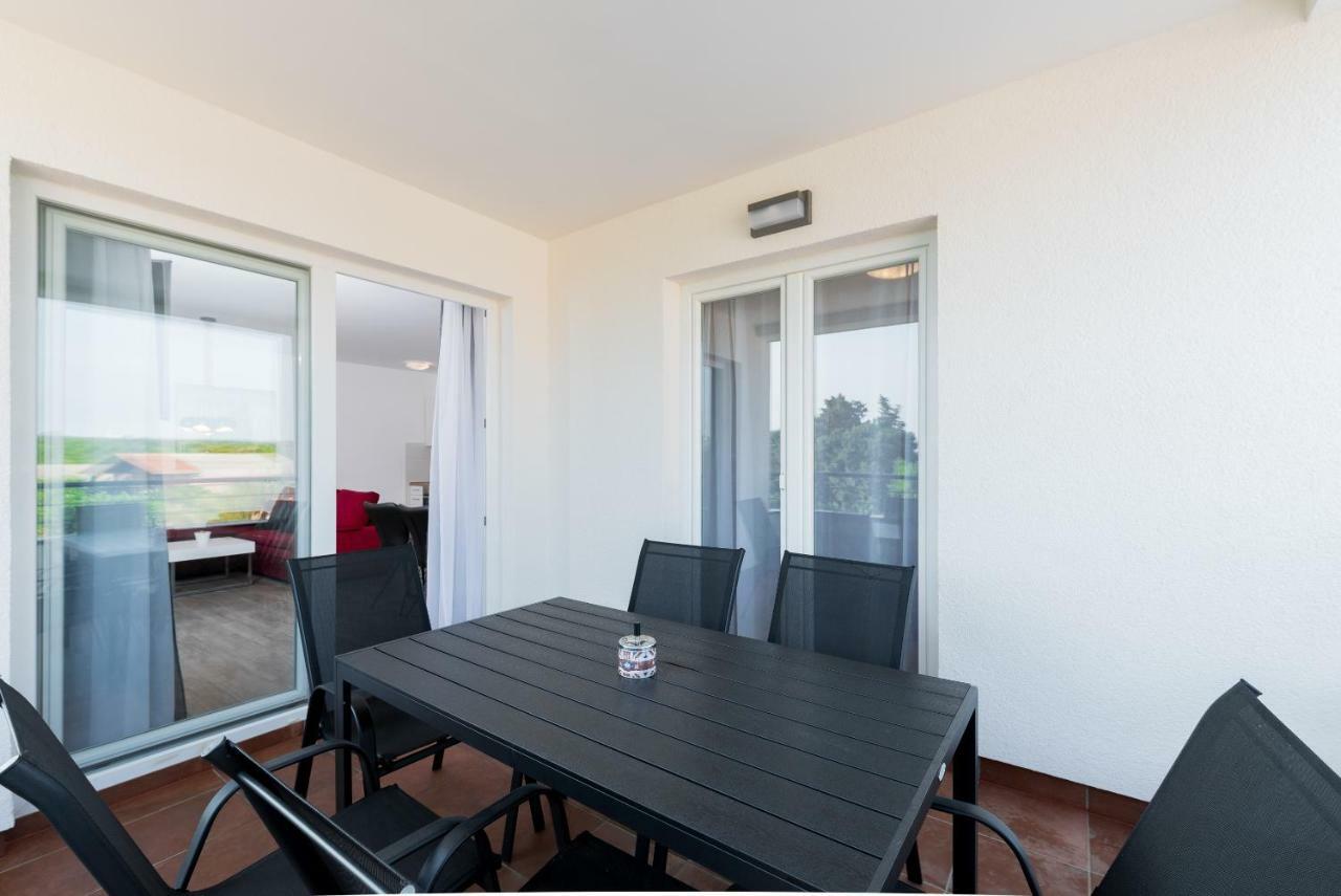 Villa Anja 1St Floor Peroj Ngoại thất bức ảnh